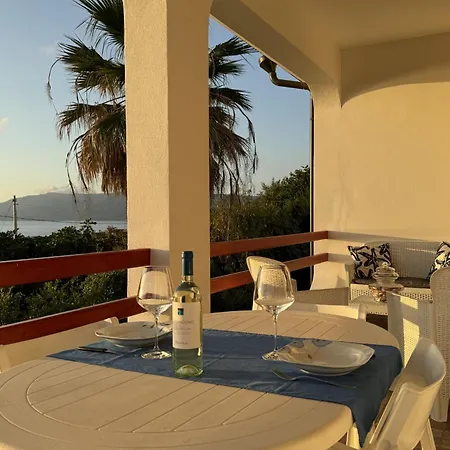 Διαμέρισμα Dorata *